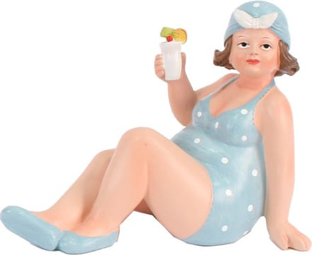Home decoratie beeldje dikke dame - zittend - blauw badpak - 17 cm