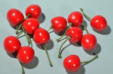 Kersen 12 stuks ROOD (namaak)