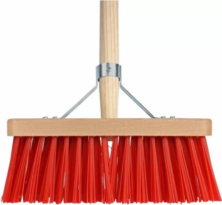 Talen Tools Buitenbezem - FSC hout - nylon - 28 cm - 130 cm tuinbezem