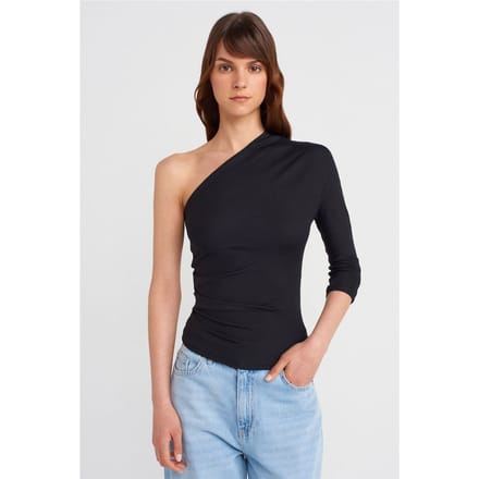 Off-shoulder Cut-out Slim-fit Blouse