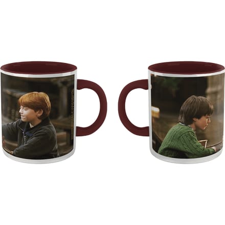 Harry Potter Harry And Ron - Playing Chess Mug - Burgundy