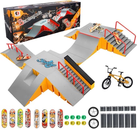 Uitgebreide Mini Vinger Skateboard Park Set met Ramps en Accessoires