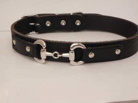 Zwarte leren halsband met paardenbit maat L