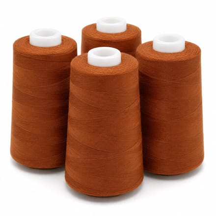 Polyester Overlockgaren – 4 Cones × 2700 m – Totaal 10.800 m – Roest 484