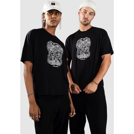 Beyond Medals Baekkel T-Shirt zwart