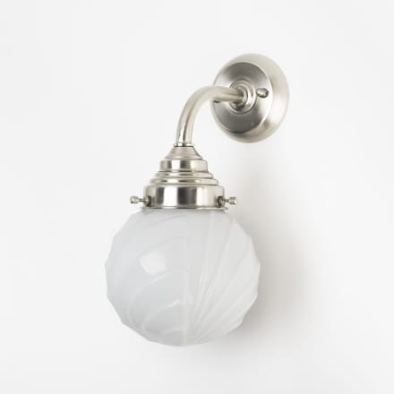Wandlamp Swingbulb Curve Matnikkel - Art Deco Trade