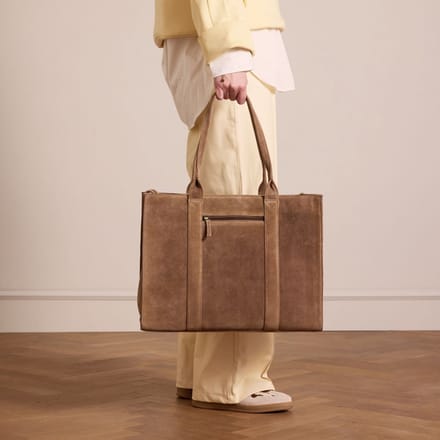 Manfield - 18 inch taupe suède shopper