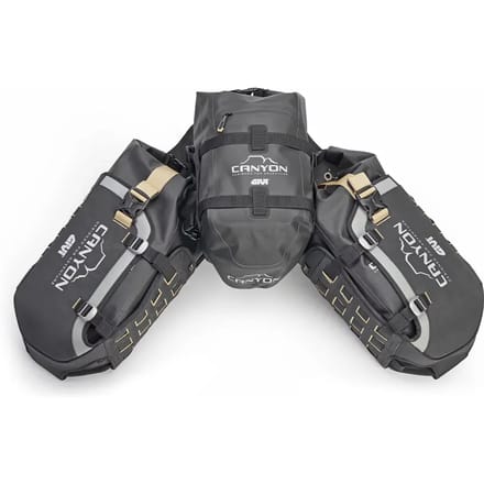 Motorbagageset 2 zadeltas + achtertas Givi