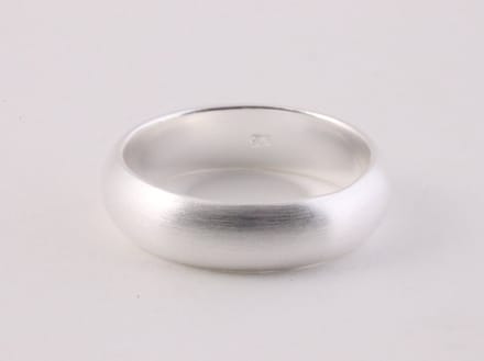 Gematteerde gladde zilveren ring - maat 18