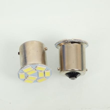 Ampoule Sifam pour Auto 12V 10W BA15s Neuf