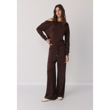 Stradivarius Soft touch sweater met blote schouder  Bruin S