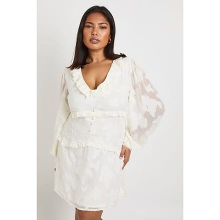 boohoo Dames Plus Burnout Chiffon Ruffle Smock Jurk | Ivoor | Maat: 44
