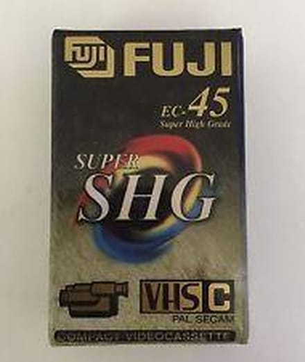 FUJI VHS-C EC45 SUPER HIGH GRADE VHS-C videocassette voor camera 45 min