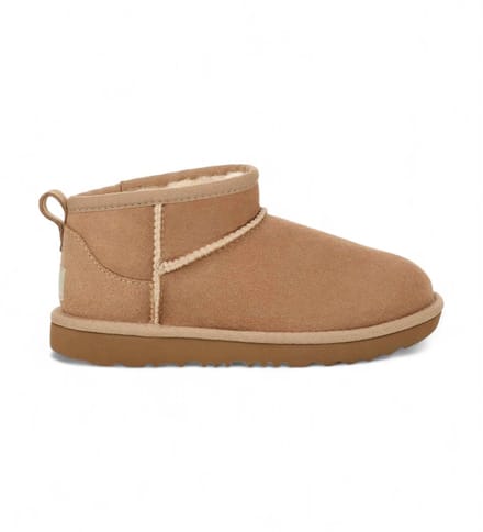 UGG CLASSIC ULTRA MINI K - MeisjesLaarzenKinderlaarsjes - Kleur: Wit/beige - Maat: 35