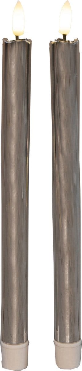 Anna's Collection LED dinerkaarsen - 2x st - zilver glimmend - 25 cm - met timer - 3D vlam