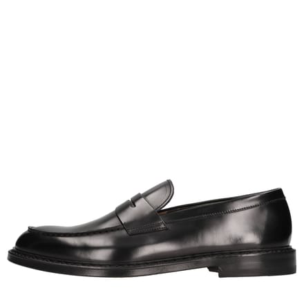 Doucal's Lage schoenen zwart