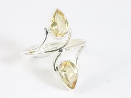 Fijne zilveren ring met citrien - maat 17