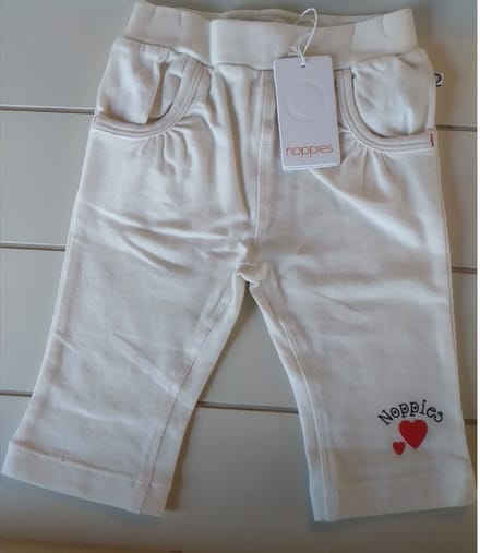 Noppies pants Jersey Jasmine offwhite met hartjes maat 56