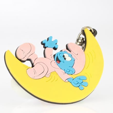 Baby smurf op de maan - Schleich flexibel rubber sleutelhanger - 8 cm