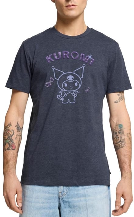 Kuromi Omtrekontwerp Met Paarse Chrome Letters Premium T Shirt Heren
