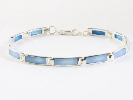 Hoogglans zilveren armband met blauwe schelp