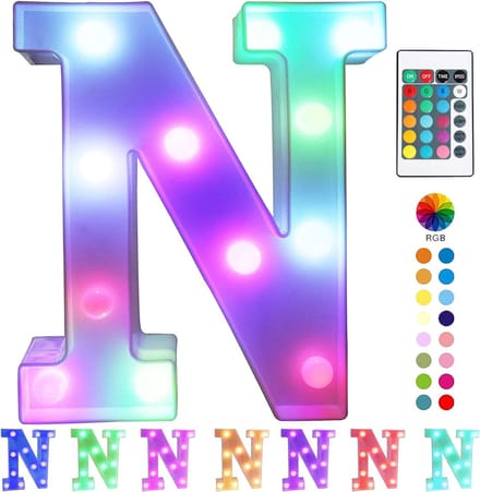 Lichtgevende Letter N - 22 cm Hoog - RGB Met Afstandsbediening - Op Batterijen
