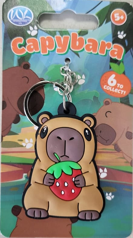 Sleutelhanger capybara capibara met aardbei