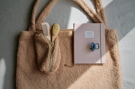Pimpelmees Etui Mono Teddy Warm Nude