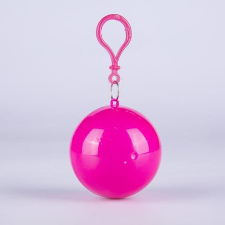 Compacte Sleutelhanger Regenponcho Bal Wegwerp Waterdichte Cape voor Volwassenen Mini Haak Ontwerp