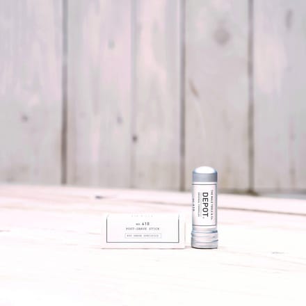 Dépôt, 400 Spécificités Rasage Non. 410, Astringent, Bâton Après-Rasage, 5 g