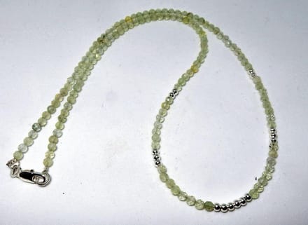 Natuurlijk Prehniet Collier wit verguld