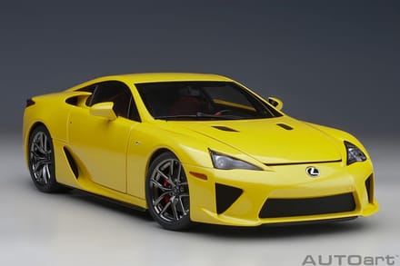 AUTOart 1/18 Lexus LFA, Pearl Yellow