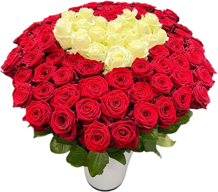 100 rozen (70cm) met wit hart in luxe witte vaas