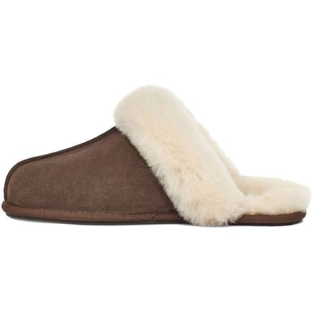 UGG® Scuffette II for Women in Black, Size 8, Suede/Polyester