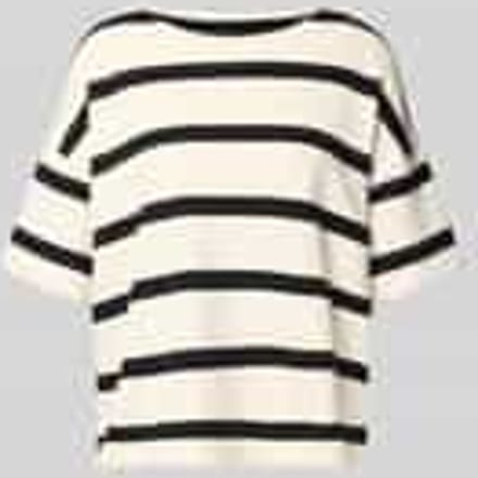 Relaxed fit T-shirt in design met halve mouwen