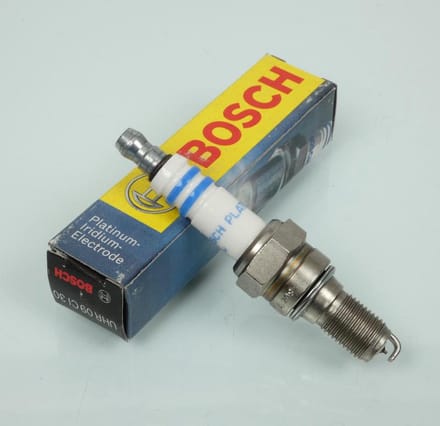 Bougie d'allumage Bosch pour moto Honda 954 Cbr Rr Fireblade 2002 à 2003 Neuf