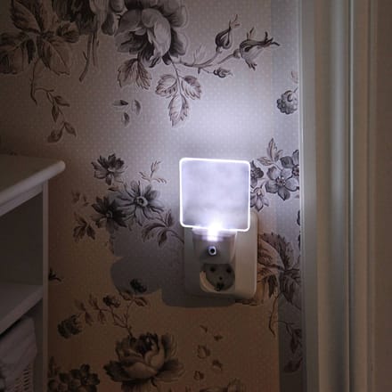Star Trading LED nachtlamp Functioneel, met stekker voor stopcontact, 5lm, schemersensor, koel wit, 11,4 cm