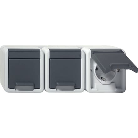 Gira Drievoudige Schuko Stopcontact Met Scharnierende Afdekking IP44 Grijs - 478930