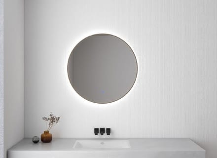 Wiesbaden Novi spiegel rond met LED, dimbaar 80 cm geborsteld messing