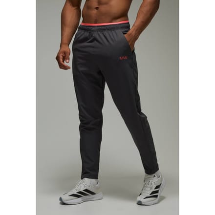 Man Active Stretch Woven Jogger | Charcoal | Size Medium