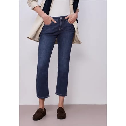 Straight Legs jeans