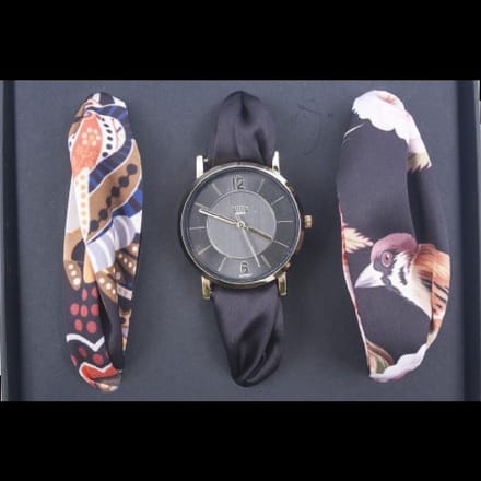 Set horloges met 3 stoffen bandjes