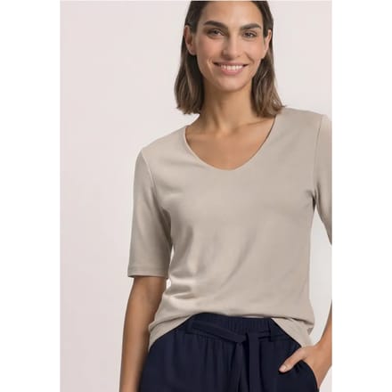 Basic Shirt met ondoorzichtige voorkant