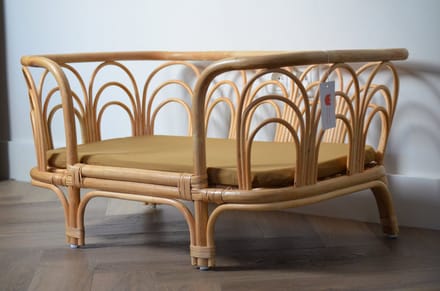 Château Rustique - Rotan hondenbed Bowie met kussen - maat M - 80x50x40 cm