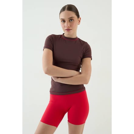 Dames Dsgn Studio Getailleerde Top Met Biesdetail | Chocolate | Maat: Medium