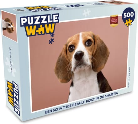 Puzzel Een schattige Beagle kijkt in de camera - Legpuzzel - Puzzel 500 stukjes