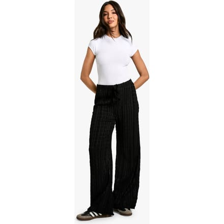 boohoo Dames Trekkoord-broek met gerimpelde textuur | Zwart | Maat: 34
