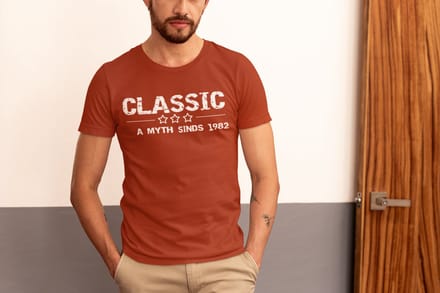 1982 Jaar Rood T-shirt Heren - Maat S - Classic - Verjaardag Cadeau Mannen - Limited Edition