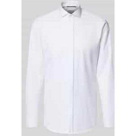 Slim fit smokingoverhemd van twill