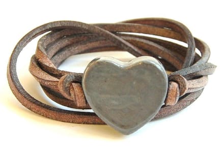 Armband leren veter met grijs hart